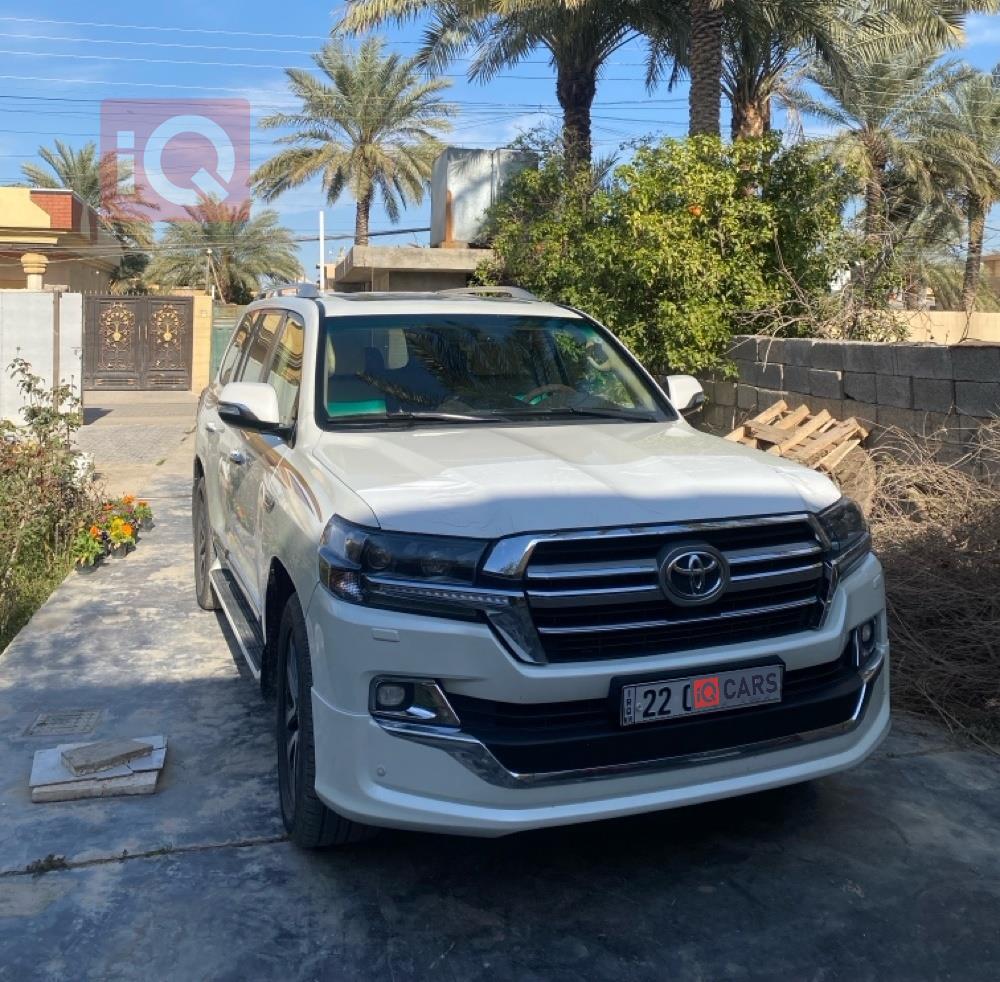 تويوتا لاندكروزر